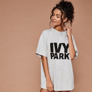 NWT Ivy Park oversized tee